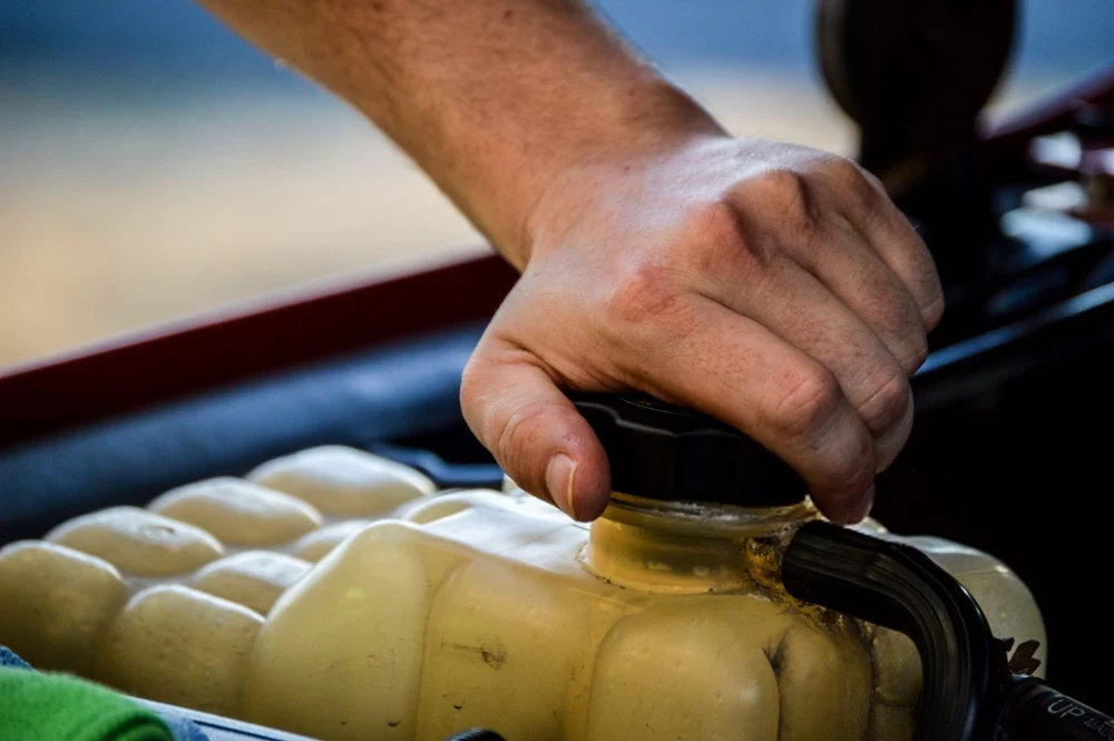 آیا می توان فقط از آب در رادیاتور خودرو استفاده کرد؟