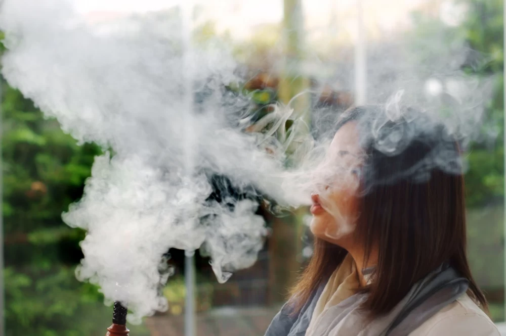 خطر سیگار و قلیان بعد از عمل بینی