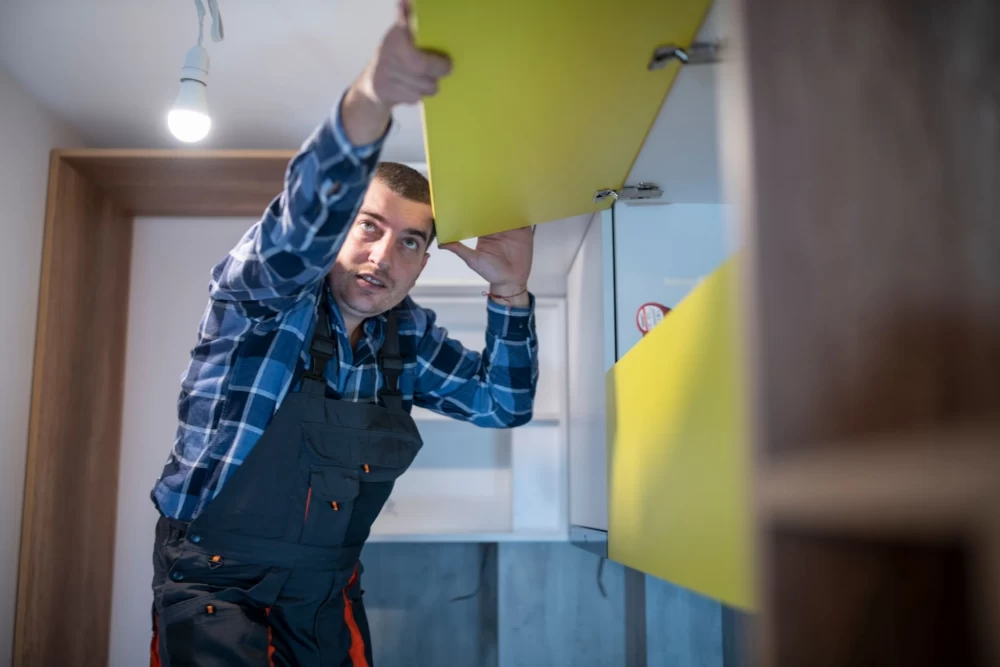تعمیر کابینت باد کرده