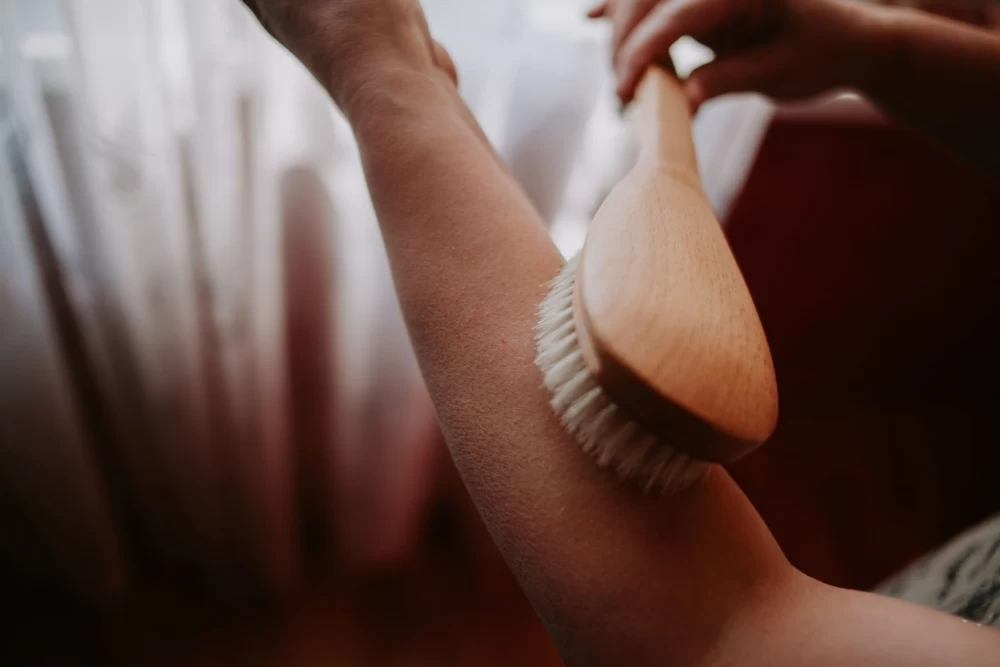 فواید برس بدن