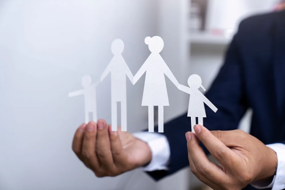 نقش اصلی خانواده و والدین در ازدواج فرزندان