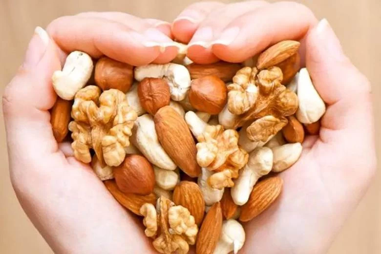 بهترین آجیل برای کمخونی