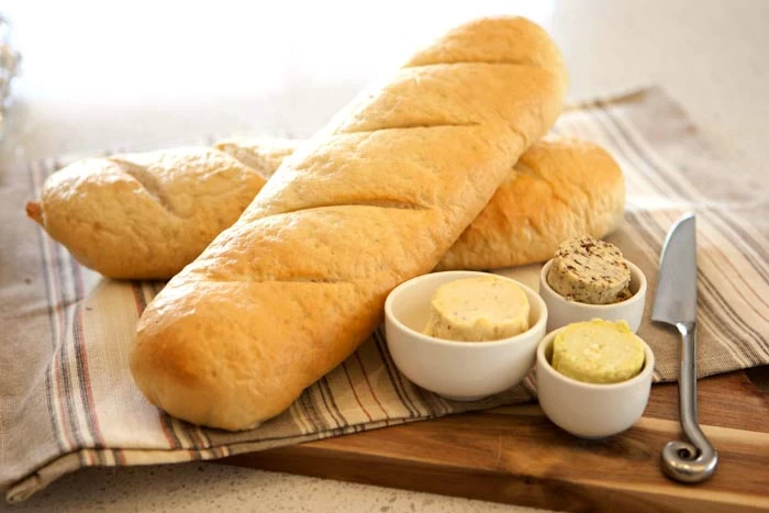 طرز تهیه نان فانتزی ساندویچی بدون شیر با فر