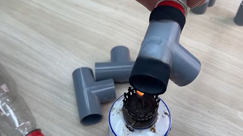 نحوه ساخت آبپاش چرخشی ۳۶۰ درجه با بطری پلاستیکی برای باغ