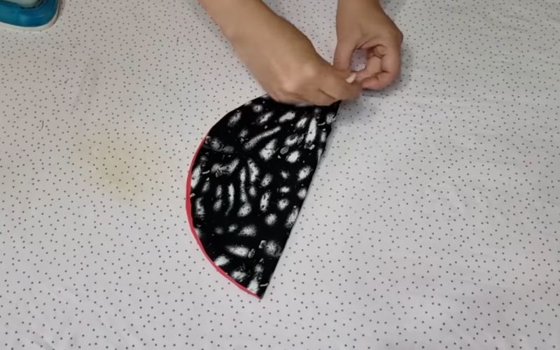 آموزش دوخت دستگیری و زیر لیوانی با ۱۰ سانت پارچه