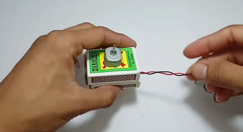 نحوه ساخت هلیکوپتر کنترلی و شارژی با جعبه کبریت
