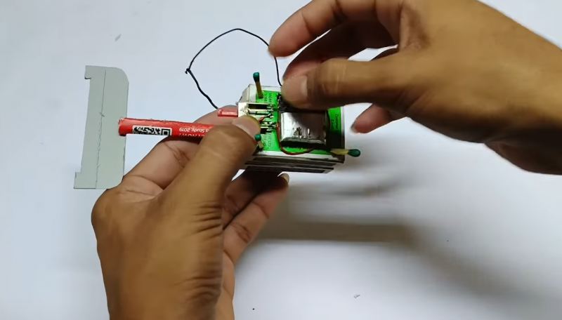 نحوه ساخت هلیکوپتر کنترلی و شارژی با جعبه کبریت