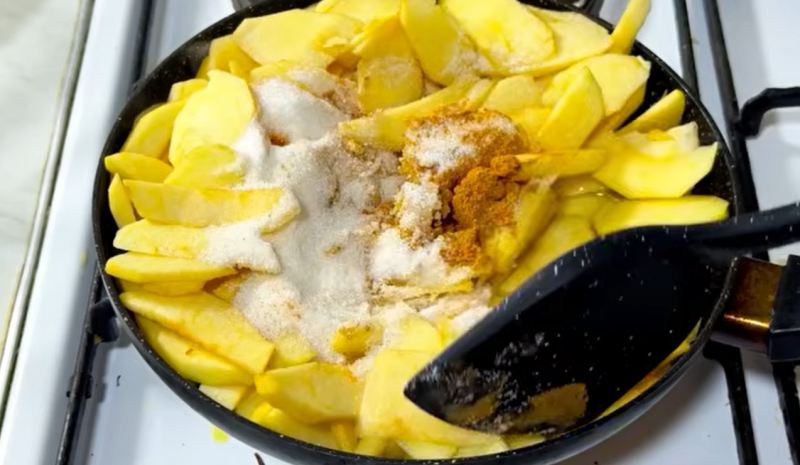 طرز تهیه شیرینی تابه ای فوق العاده لذیذ برای چای عصرانه
