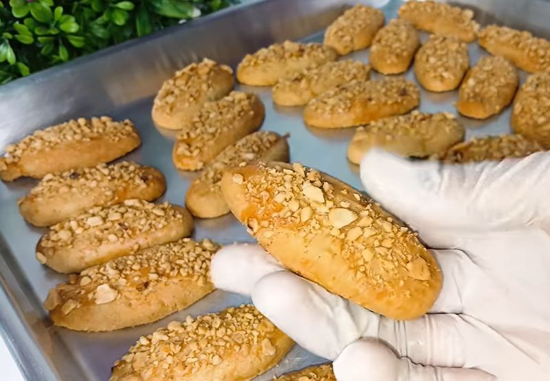 طرز تهیه شیرینی ساده و فوری در ۱۰ دقیقه بدون کره و شیر