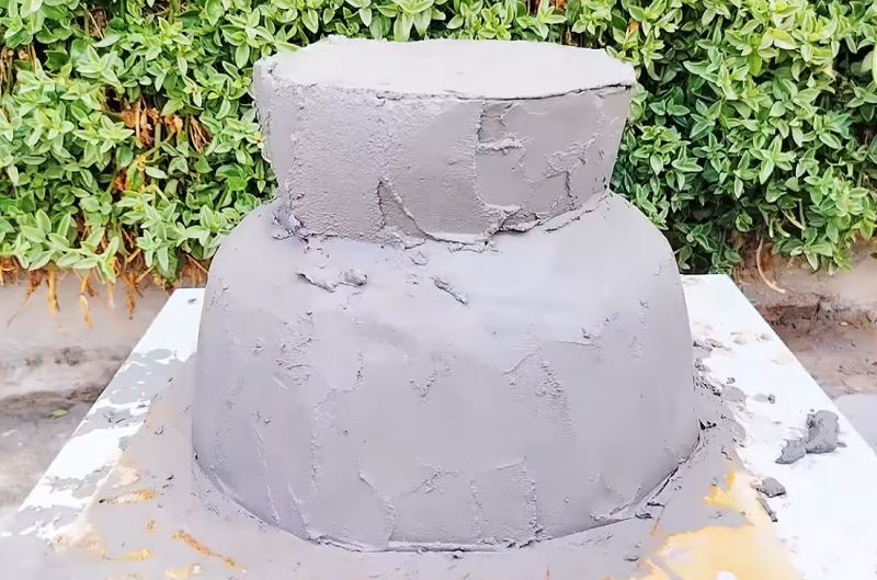 ایده سنگ و سیمان : آموزش ساخت گلدان با سنگ رودخانه ای و سیمان