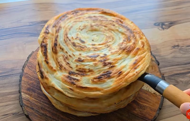 طرز تهیه نان کاتمر لایه ای در تابه بدون نیاز به فر