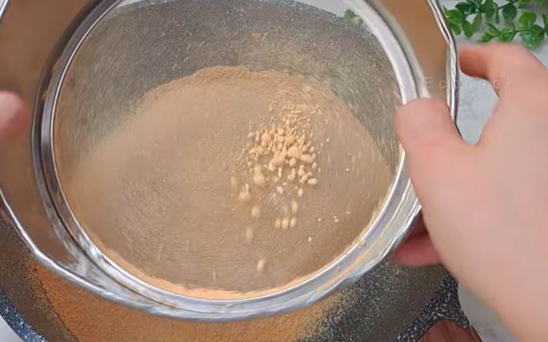 طرز تهیه شیرینی نخودچی رژیمی بدون شکر، بدون روغن با خرما