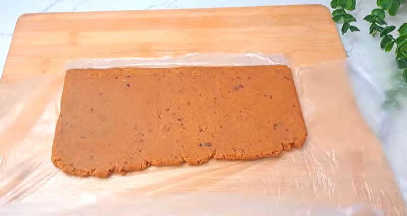 طرز تهیه شیرینی نخودچی رژیمی بدون شکر، بدون روغن با خرما