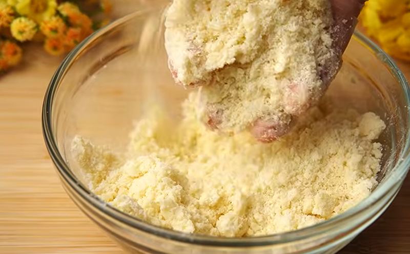 طرز تهیه کیک سیب و دارچین سریع و خوشمزه با آرد و ماست