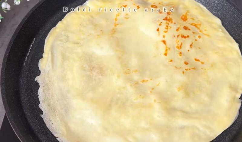 طرز تهیه کرپ فرانسوی نرم و ابری بدون شیر