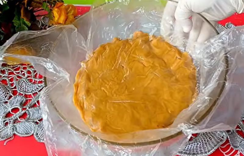 طرز تهیه کعک کنجدی عسل و شیر بسیار ترد و بازاری