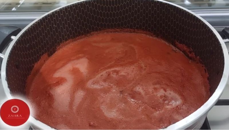 طرز تهیه رب گوجه فرنگی خانگی با مخلوط کن و صافی، با ماندگاری بالا