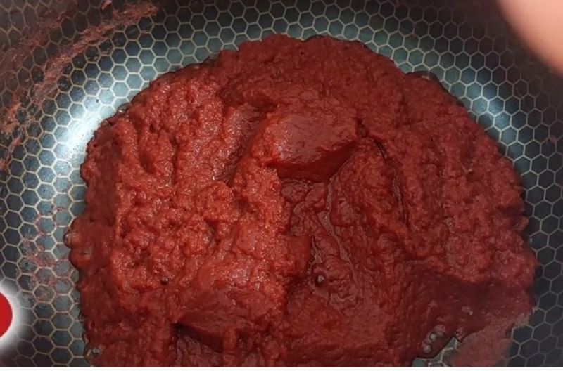 طرز تهیه رب گوجه فرنگی خانگی با مخلوط کن و صافی، با ماندگاری بالا