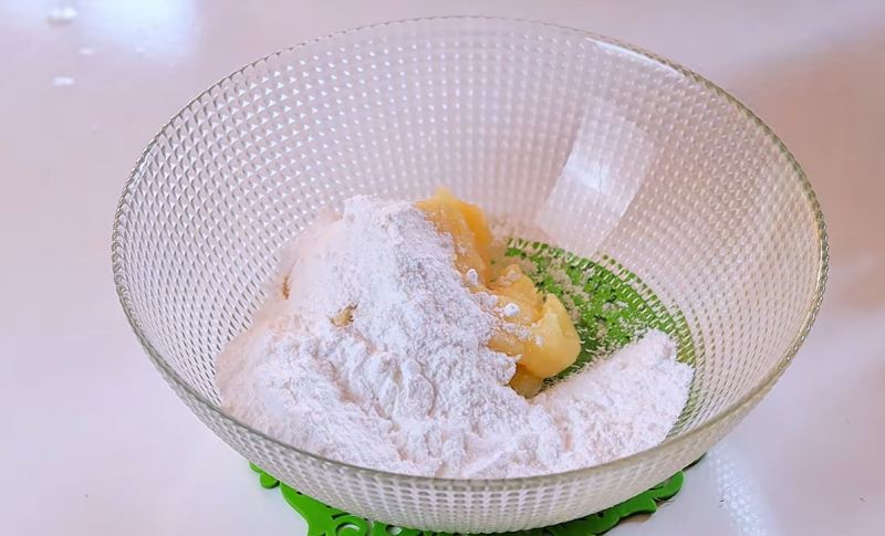 طرز تهیه ۵۰ عدد بیسکویت ترد برای چای عصرانه بدون نیاز به تخم مرغ