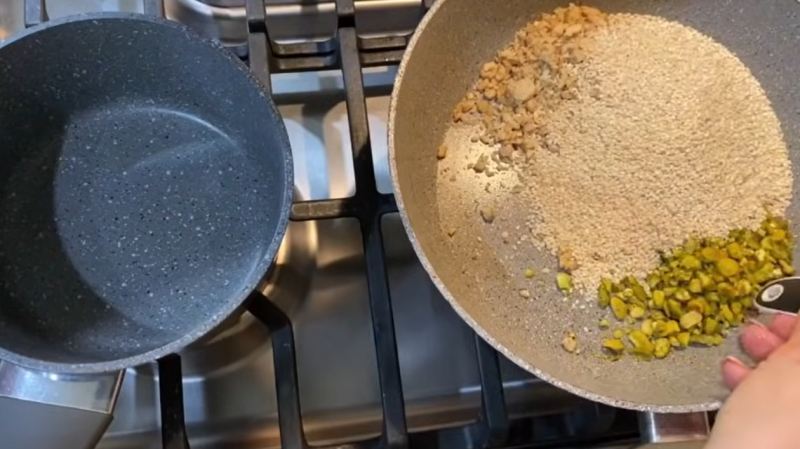 طرز تهیه سوهان کنجدی عسلی مقوی بدون شکر در کمتر از ۲۰ دقیقه