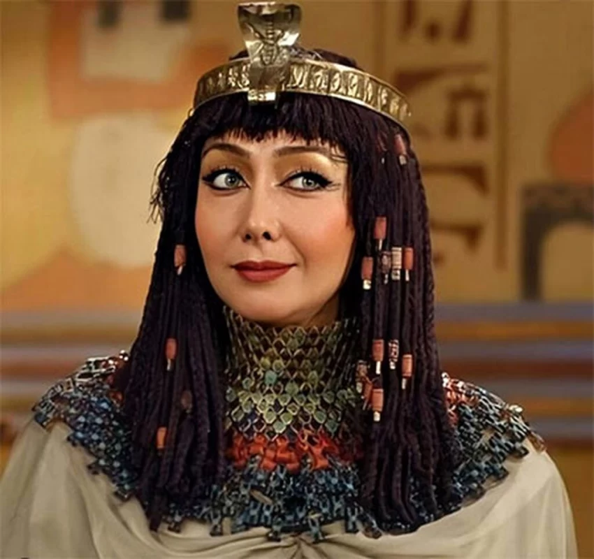 نگاهی به زندگی هنری و خانوادگی کتایون ریاحی بازیگر مشهور