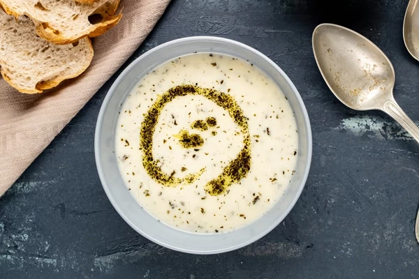 طرز تهیه آبگوشت ماست تبریز
