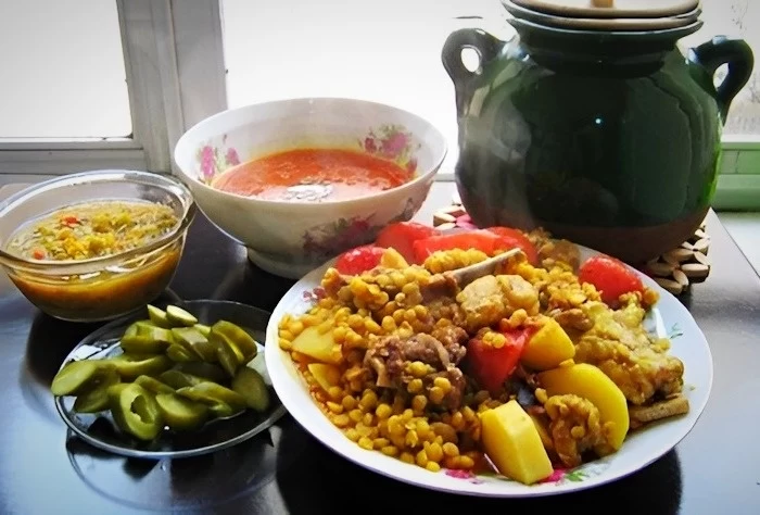 طرز تهیه آبگوشت لپه با لیمو عمانی (طعم بی نظیر و ساده)