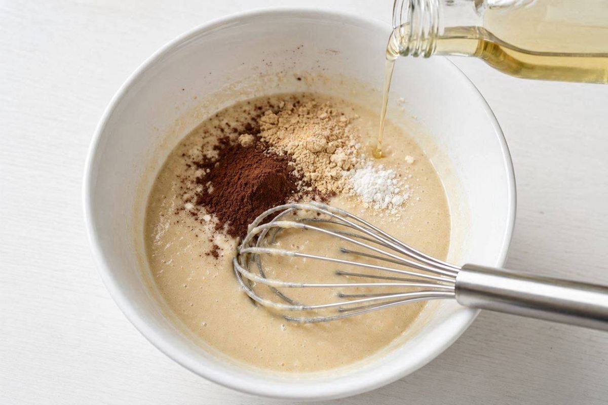 کیک شکلاتی رژیمی با موز؛ خوشمزه و سالم بدون یک قطره روغن