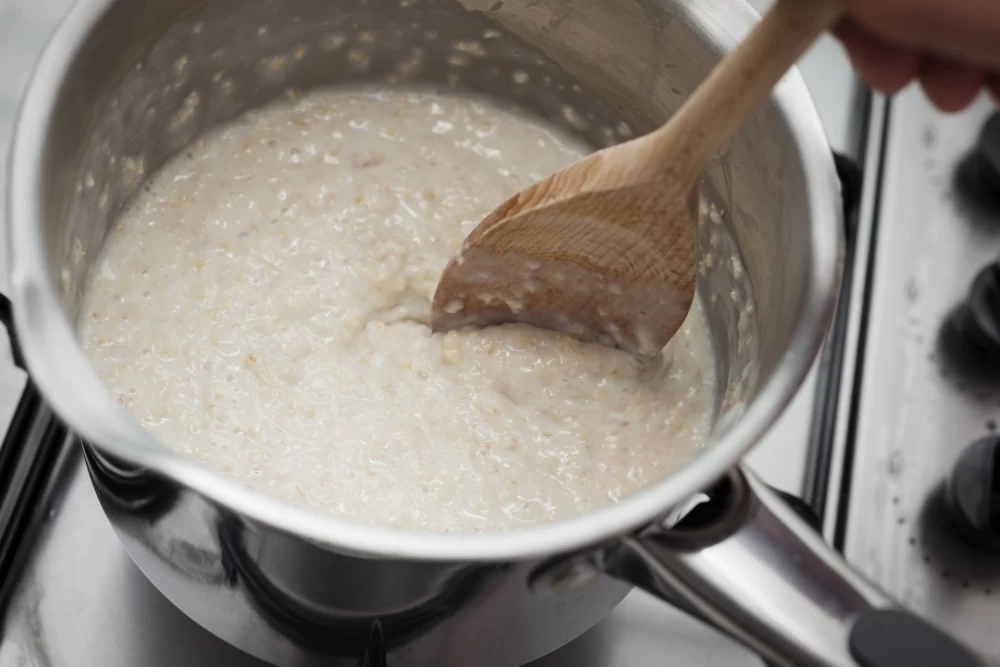 فرنی سنجد و بادام