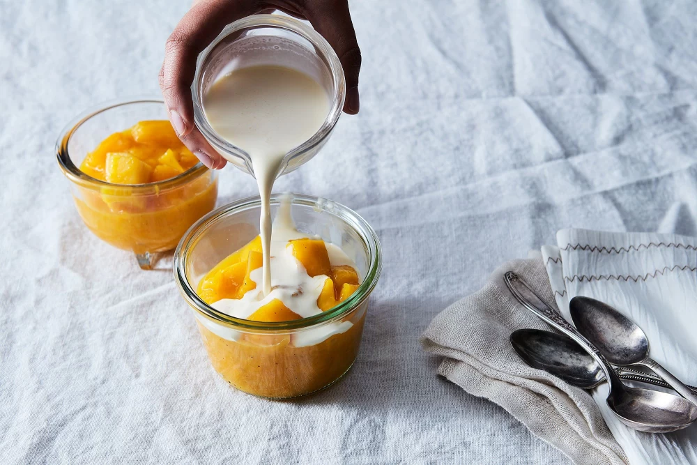 کرم مانگو یوگورت