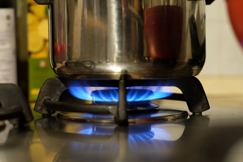 روش رفع گرفتگی شعله گاز