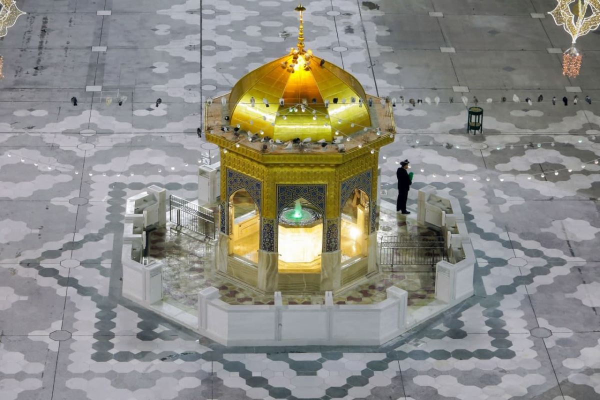 سقاخانه اسمال طلا