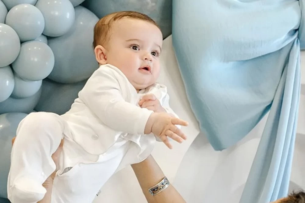 طلا برای نوزاد پسر 