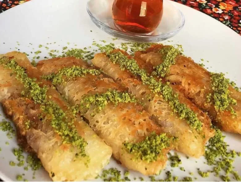 کالری رشته خشکار