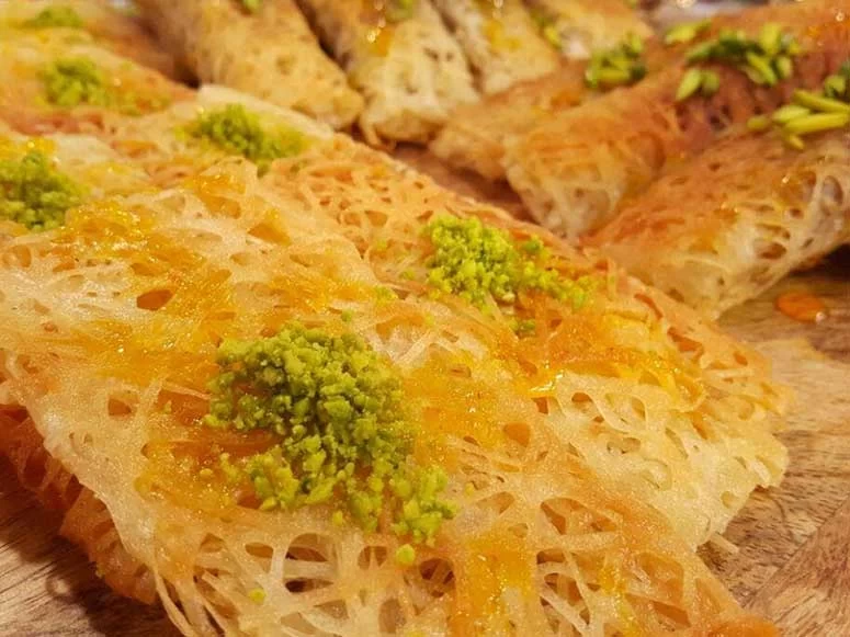 کالری رشته خشکار