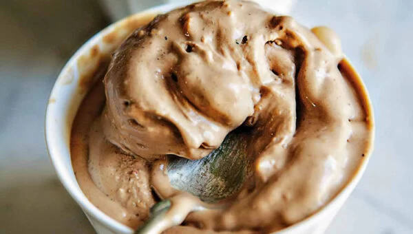 کالری کرم فندق