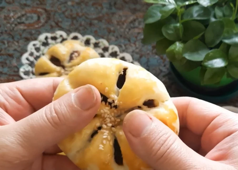 کلوچه خرمایی چند کالری دارد