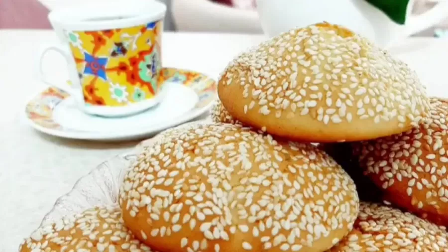 کالری کلوچه کنجدی