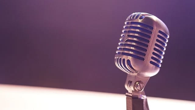 صدای ضربه زدن به میکروفون