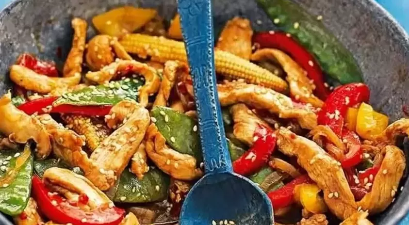 کالری خوراک مرغ و قارچ