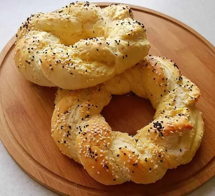 طرز تهیه نان سیمیت