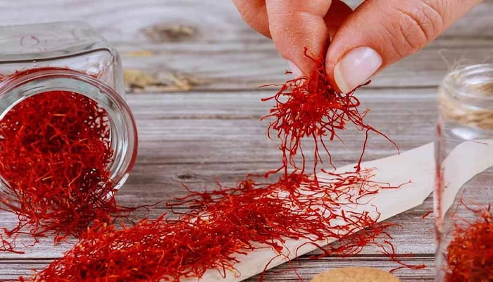 راه های تشخیص زعفران اصل از تقلبی