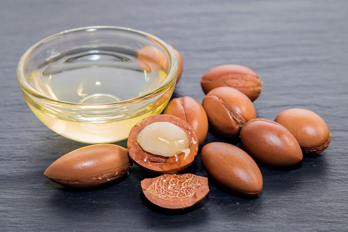 بهترین روغن برای چاقی صورت