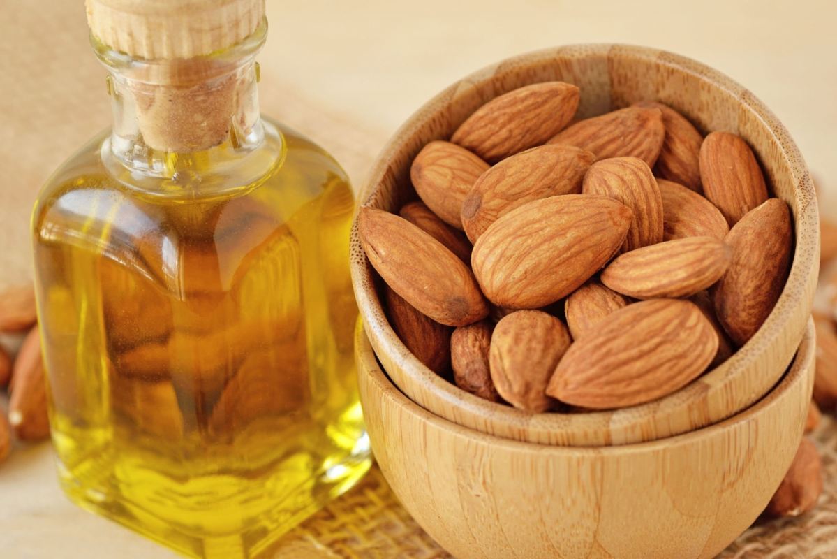 بهترین روغن برای لک قهوه ای صورت