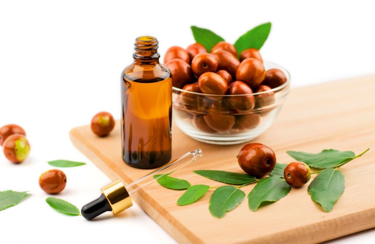 بهترین روغن برای لیفت صورت