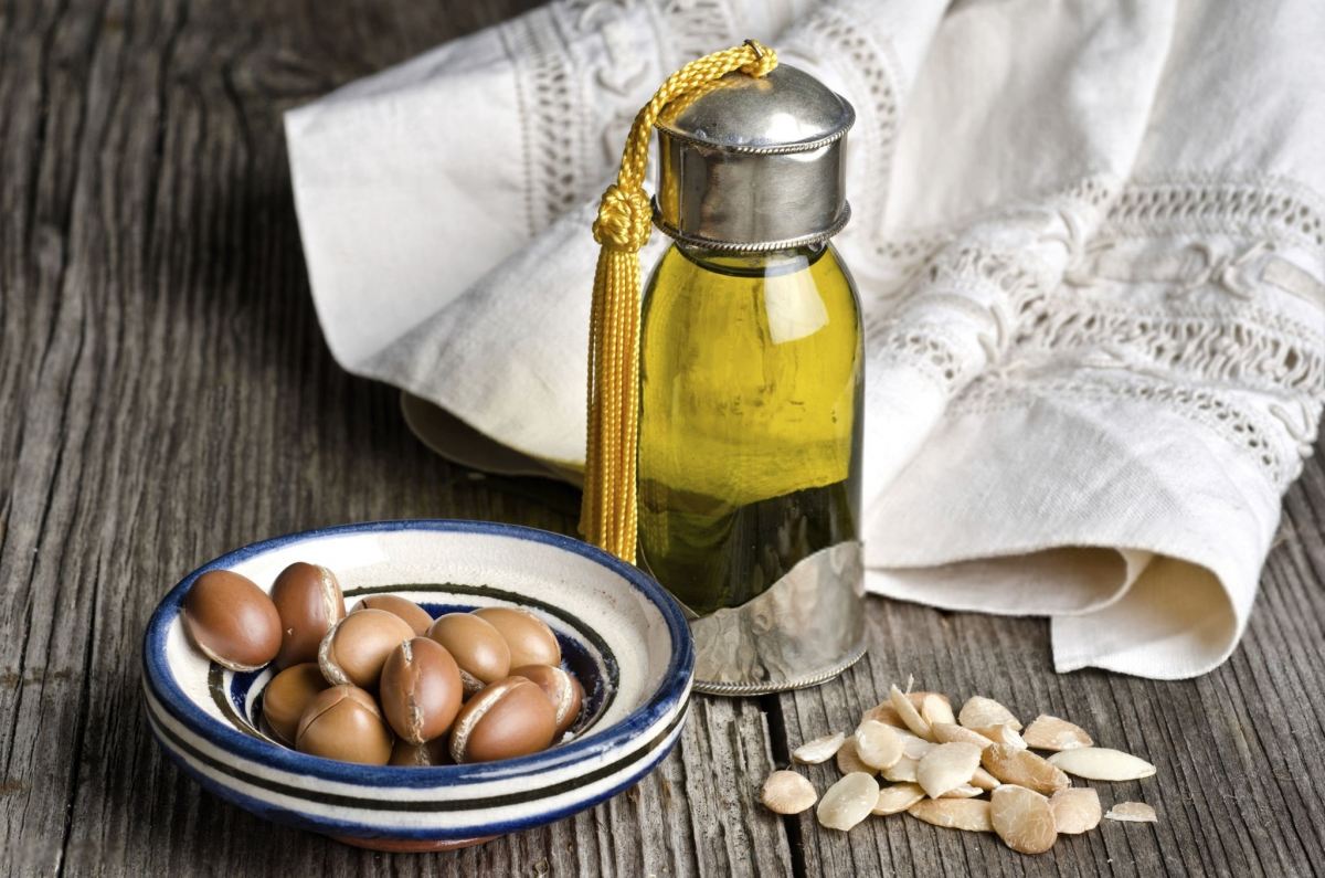 بهترین روغن برای لیفت صورت