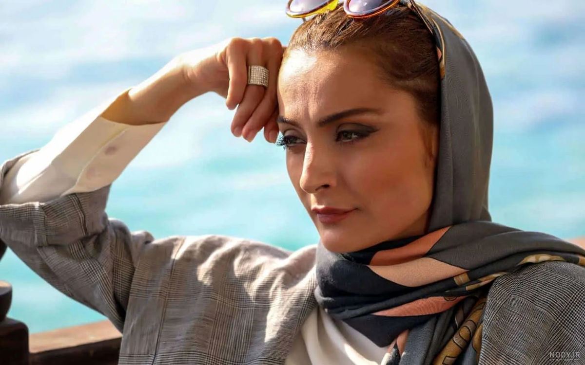 بیوگرافی السا فیروز آذر