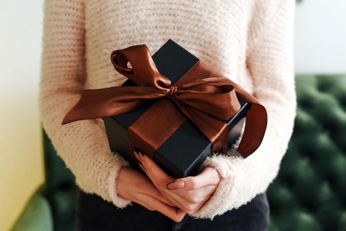 هدیه روز زن برای تازه عروس