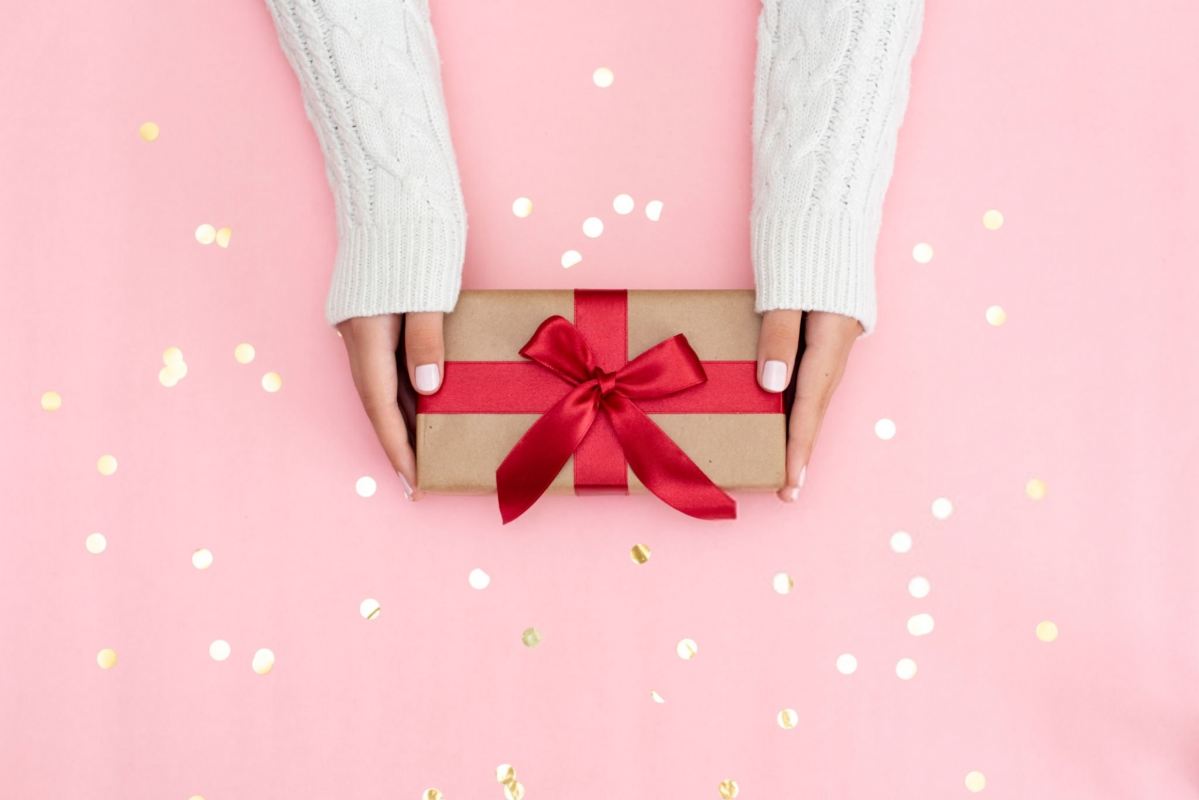 هدیه روز زن برای تازه عروس