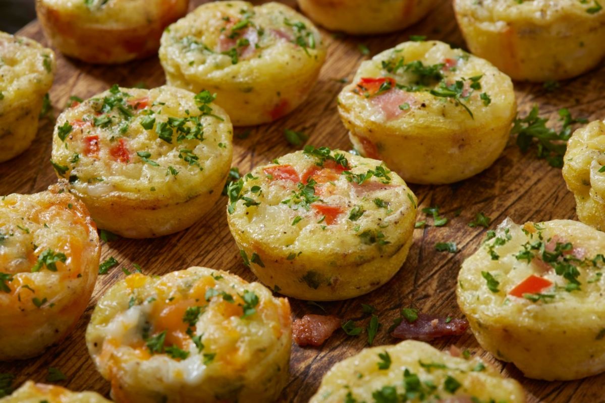 طرز تهیه مینی مافین تخم مرغ و سبزیجات